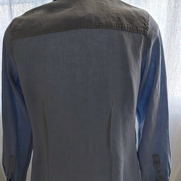 Effortless Chic: Escales Paris Limited Edition Blue Linen Shirt - Picture 3 of 12